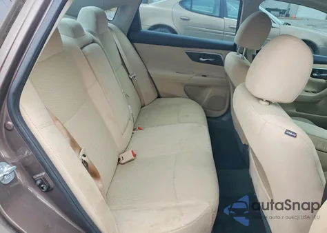 2015 Nissan Altima 2.5 z USA, uszkodzony, nr VIN 1N4AL3AP9FC106114